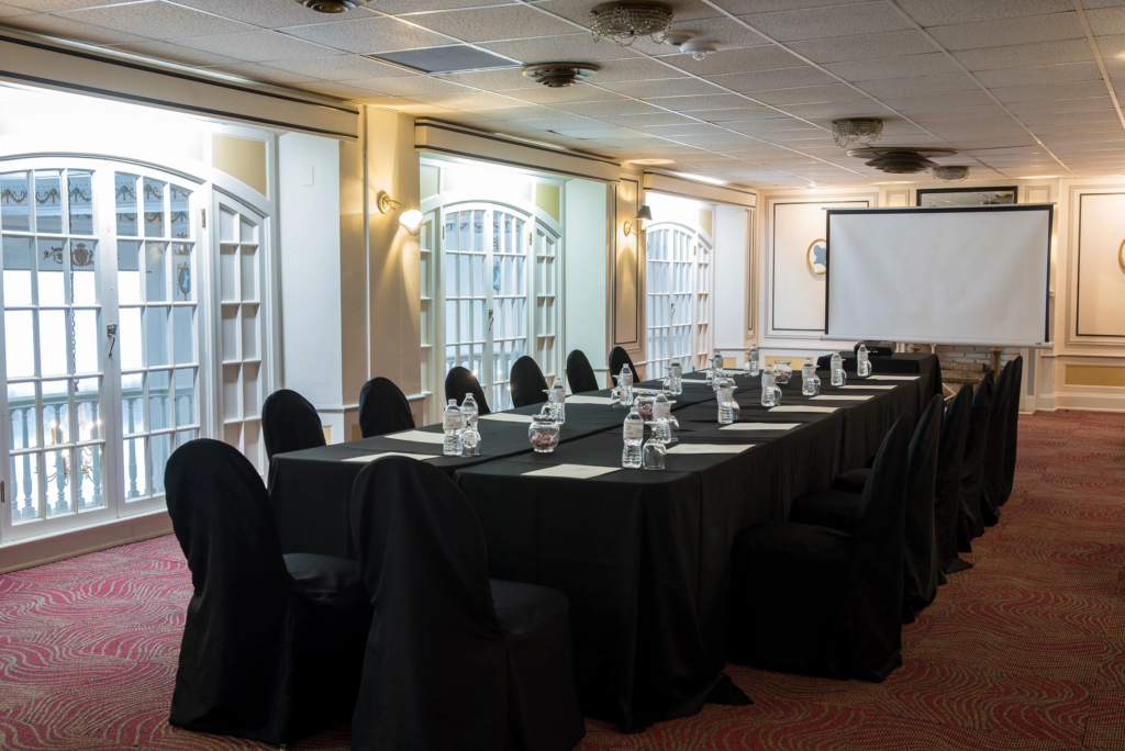 Mt.+Vernon-corporate+boardroom