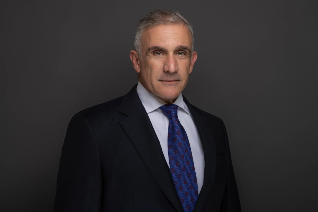 Pyros_Kyrk_George_Washington_Hotel